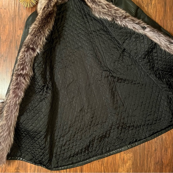 Black Leather and Fur trim Penny lane Almost Famous Mob Wife Coat Size Large - Picture 5 of 12